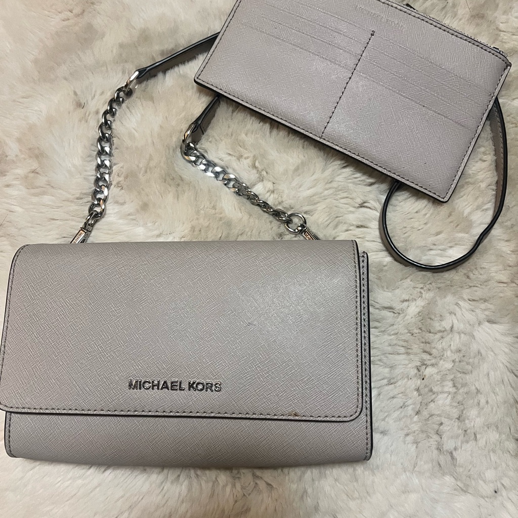 Vguc. Michael Kors Jet Set 3 In 1 Crossbody Bag.